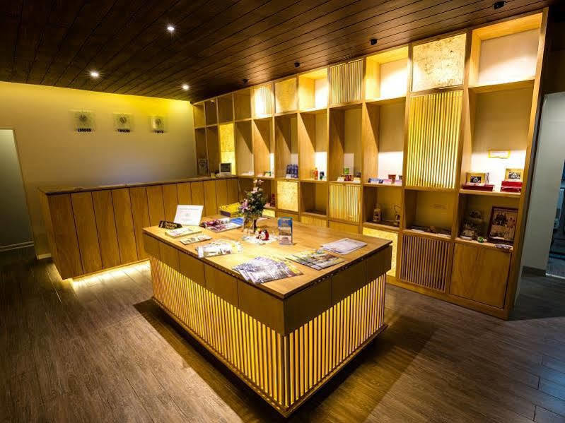 Yama Hotel & Rooftop Bar Yangon Exterior foto
